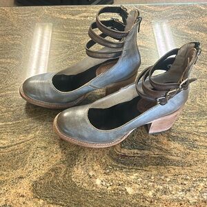 Women’s leather Freebird open heels with straps